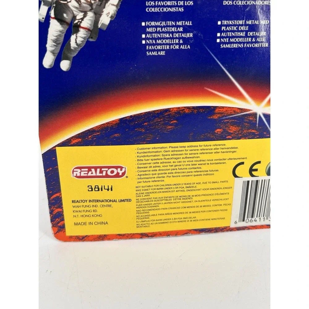 Vintage 90s Realtoy Space Mission Space Shuttle Diecast Toy 38141